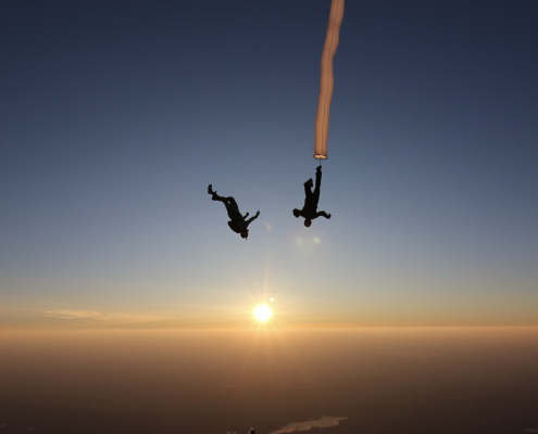 skydive varrelbusch skydiver head down