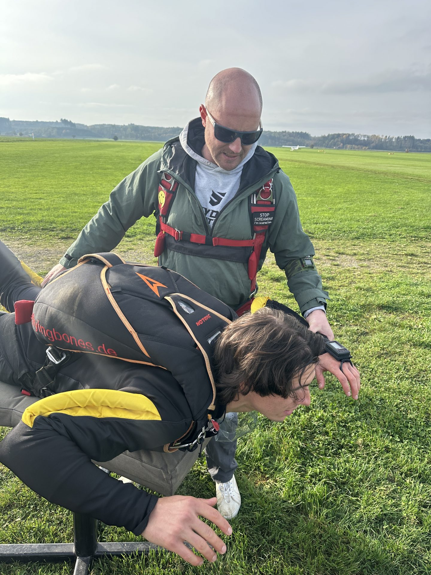 Skydiving Coach AFF Student